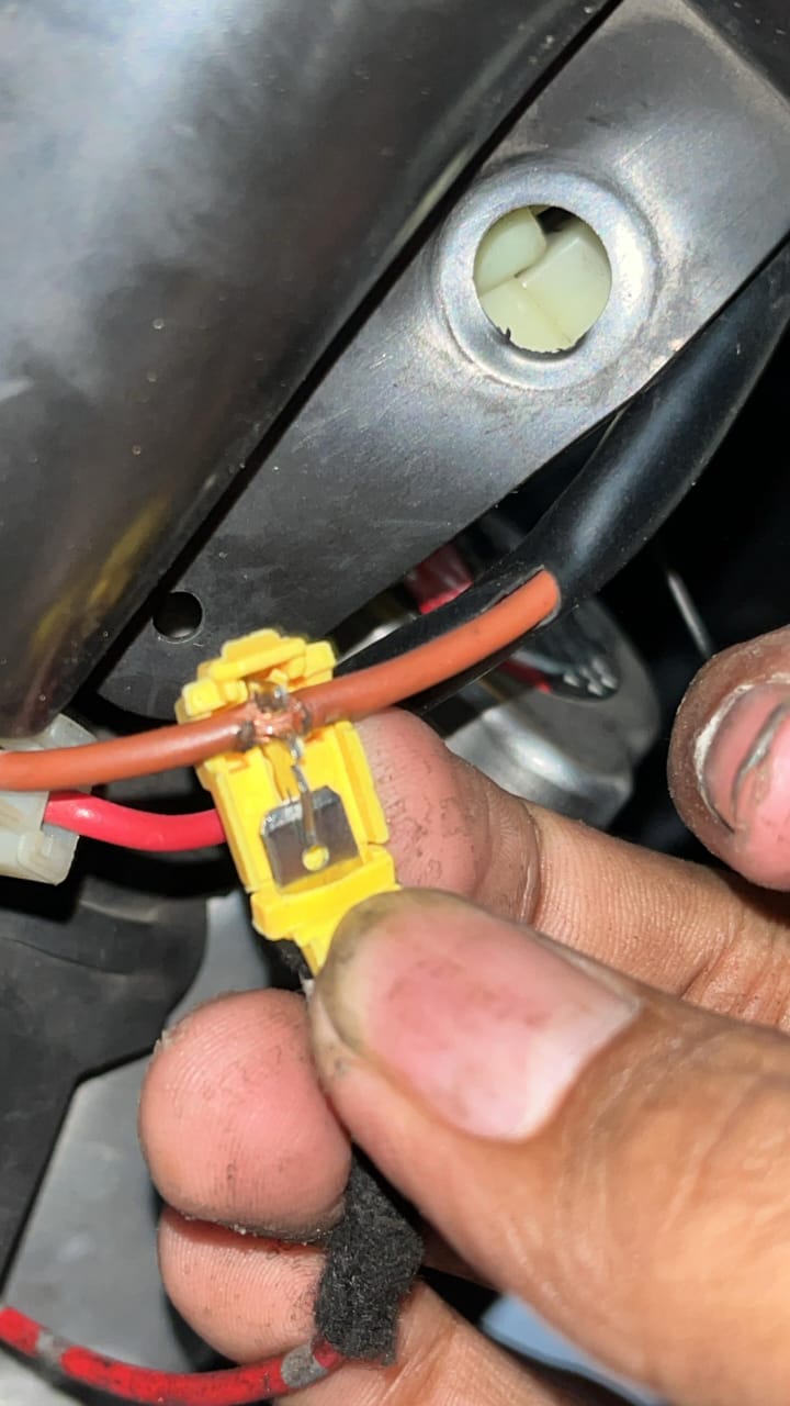 12V Yamaha R15 V3
